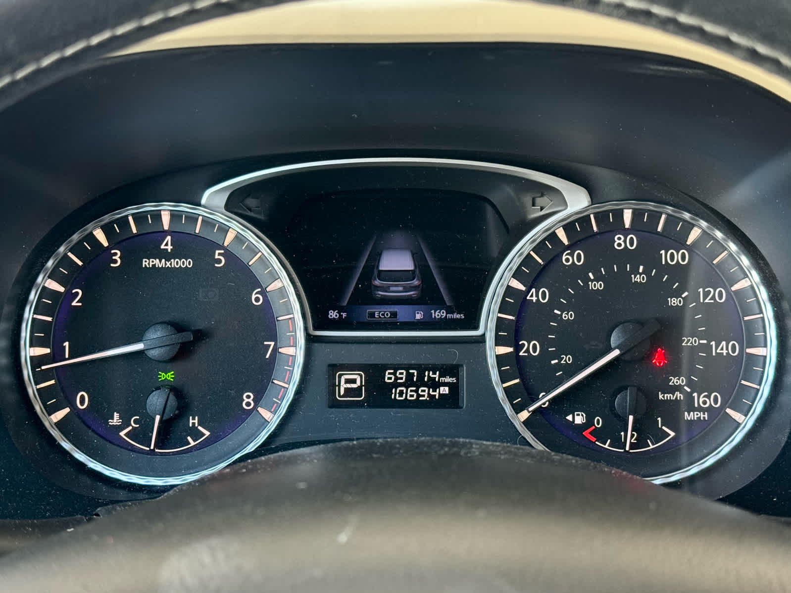 Certified Used 2019 Black Obsidian INFINITI LUXE image 17