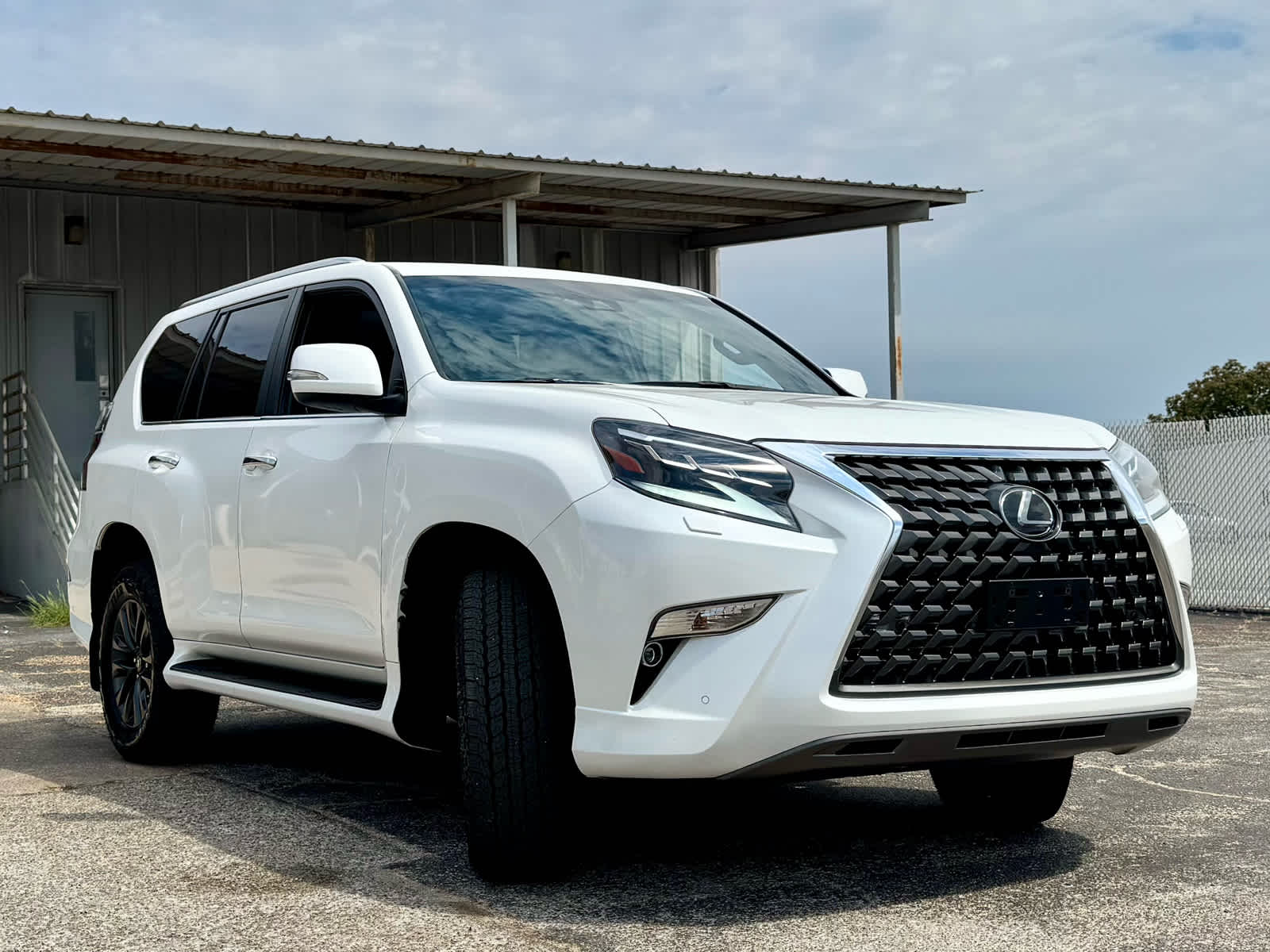 Used 2020 Starfire Pearl Lexus Premium image 9