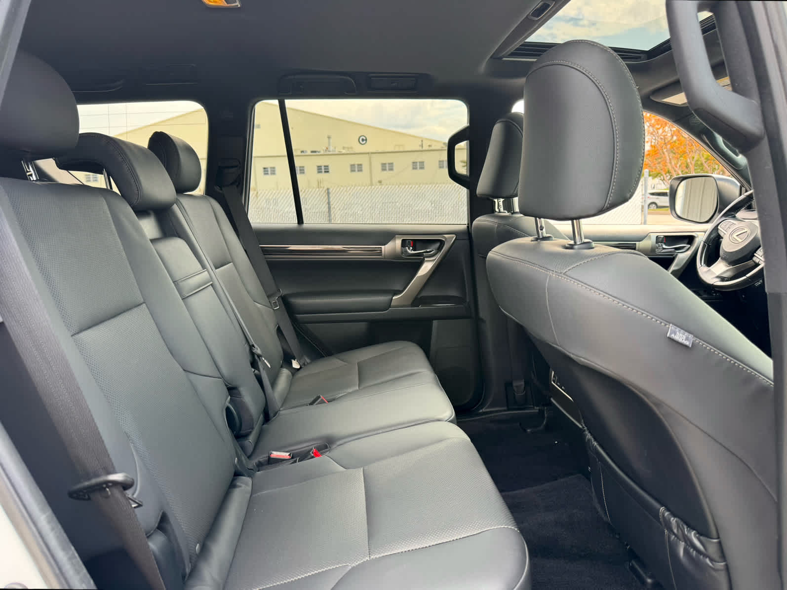 Used 2020 Starfire Pearl Lexus Premium image 12