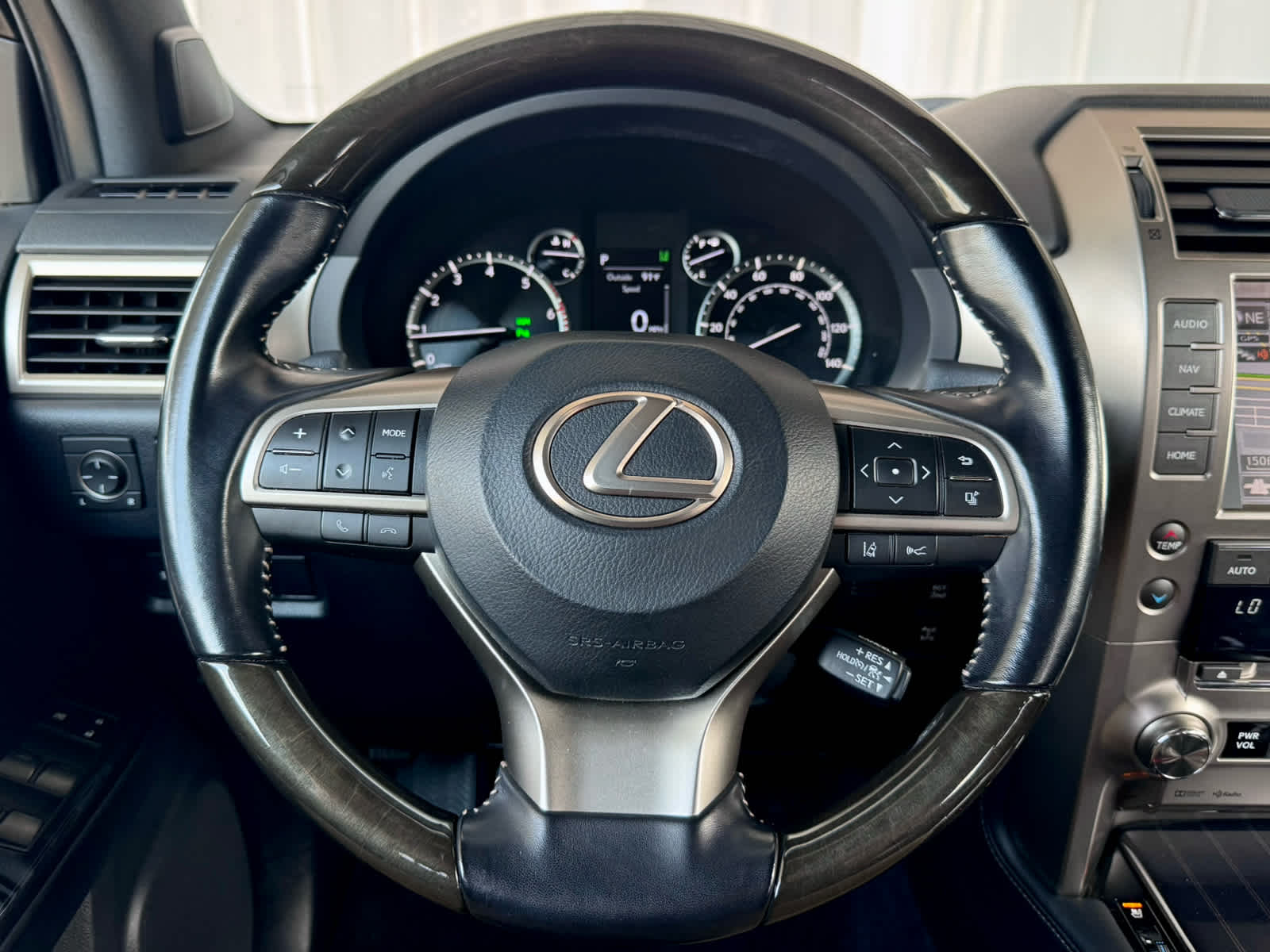 Used 2020 Starfire Pearl Lexus Premium image 19