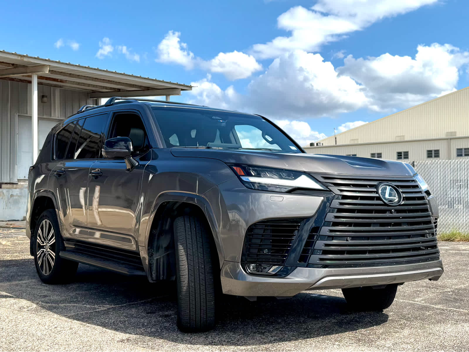 Used 2025 Manganese Luster Lexus Luxury image 9