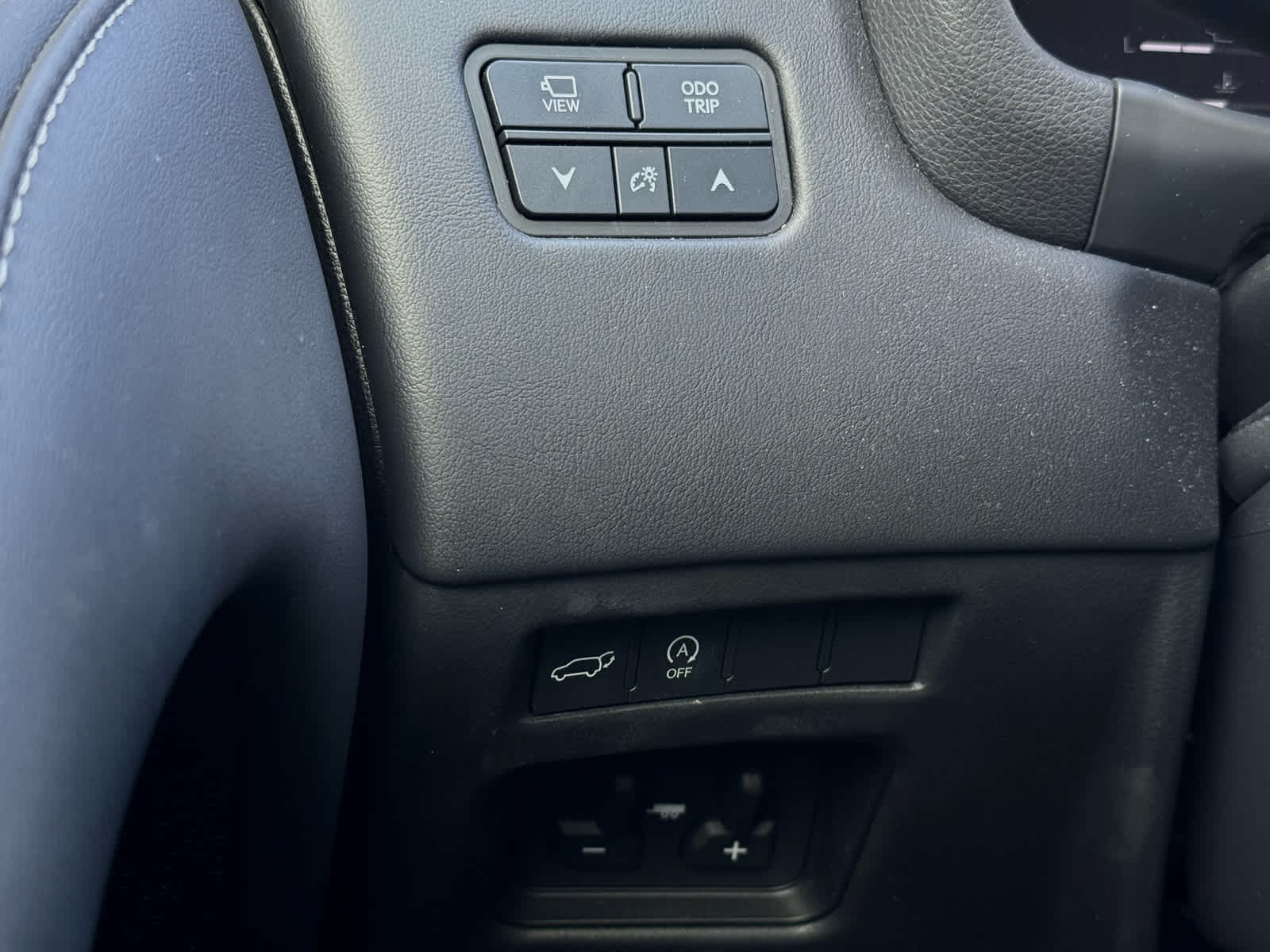 Used 2025 Manganese Luster Lexus Luxury image 15