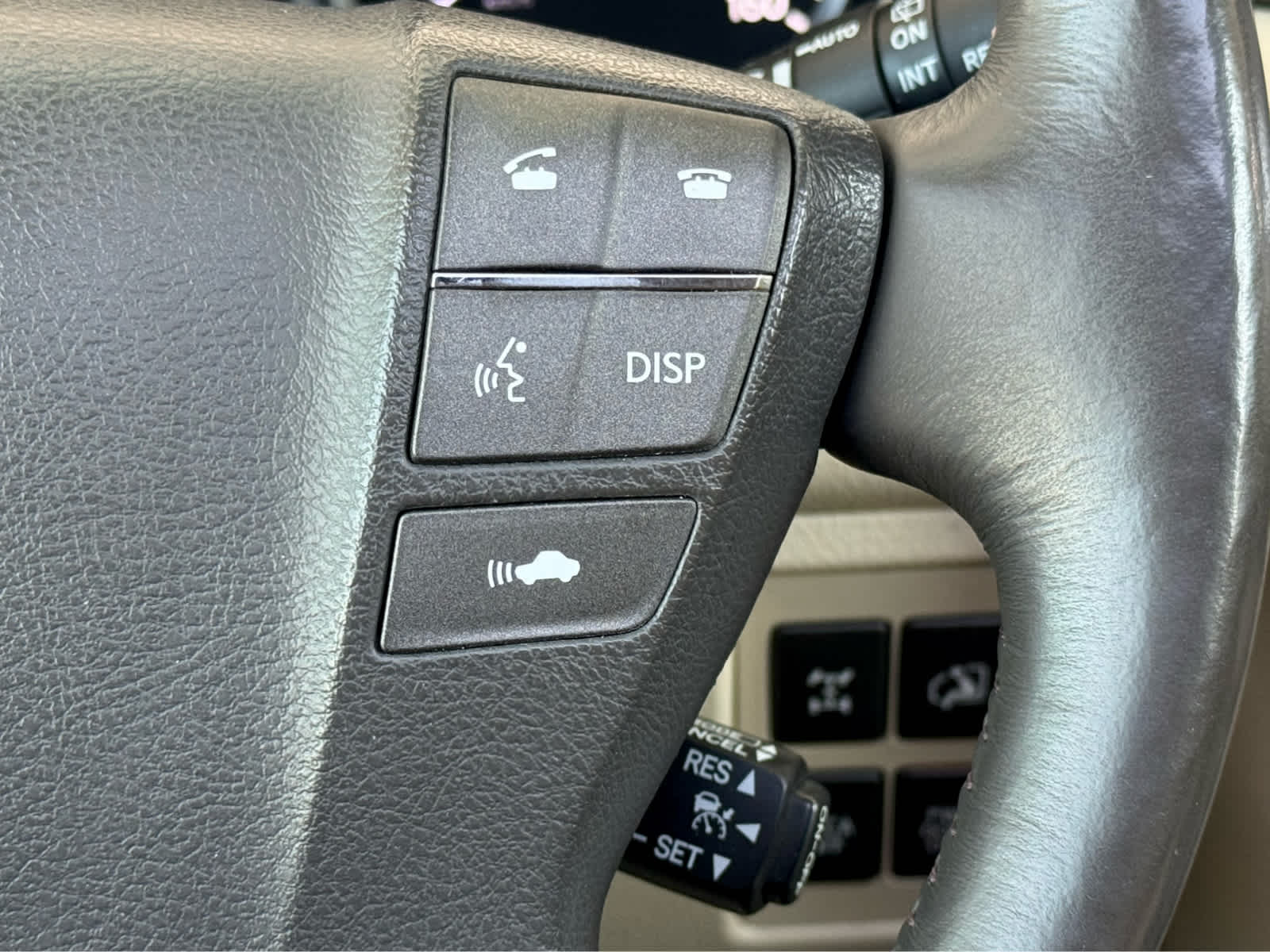 Used 2014 Satin Cashmere Metallic Lexus  image 21