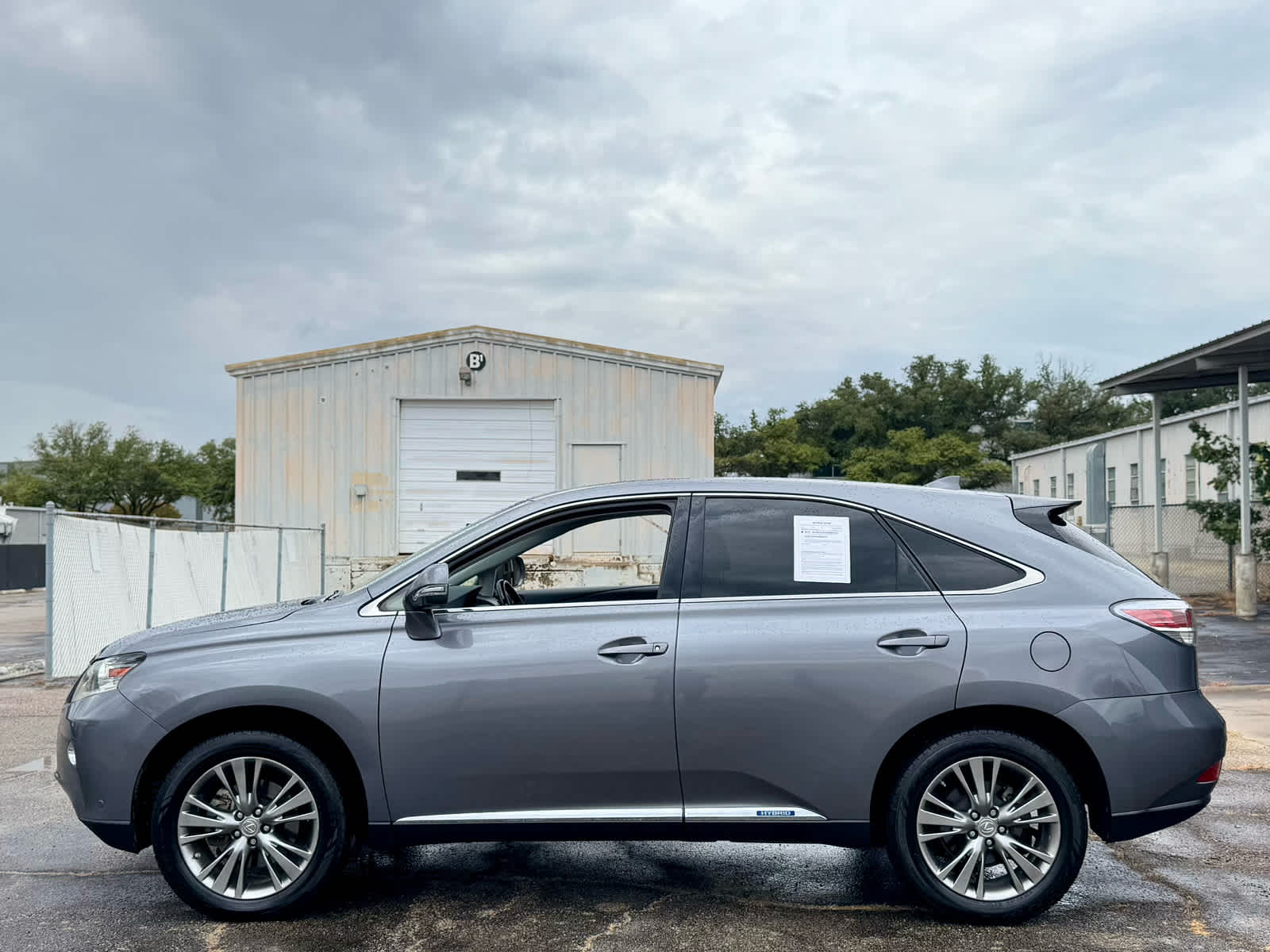 Used 2014 Nebula Gray Pearl Lexus  image 2