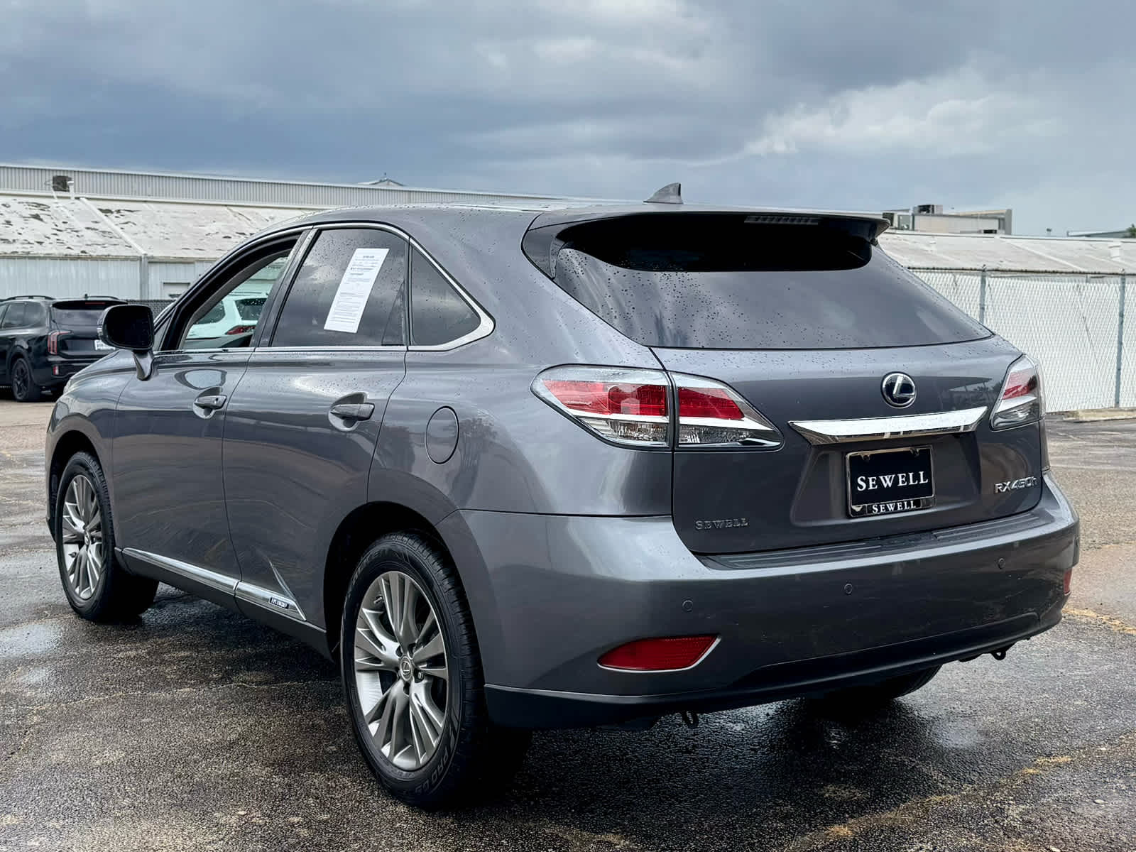 Used 2014 Nebula Gray Pearl Lexus  image 4