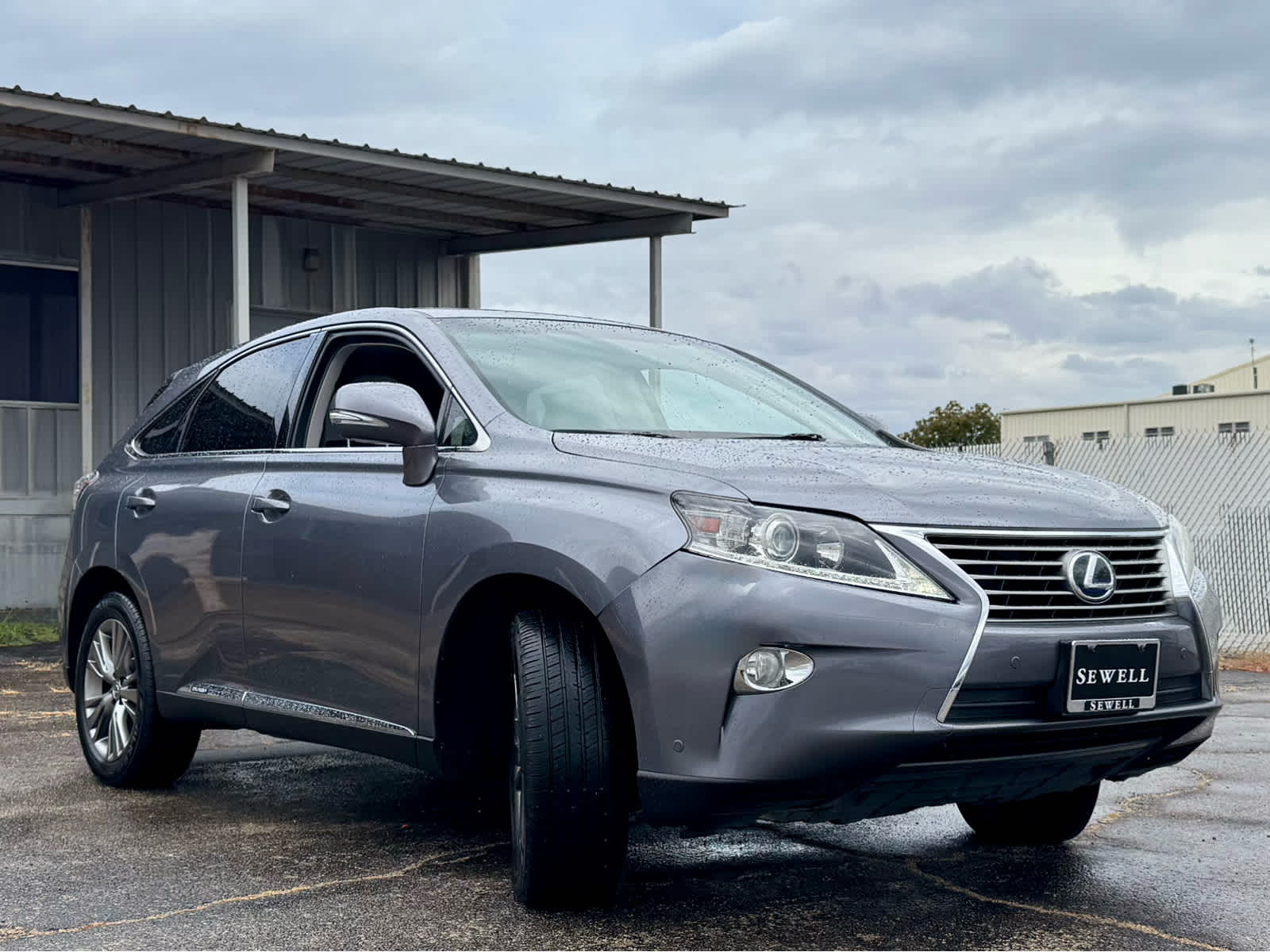 Used 2014 Nebula Gray Pearl Lexus  image 9