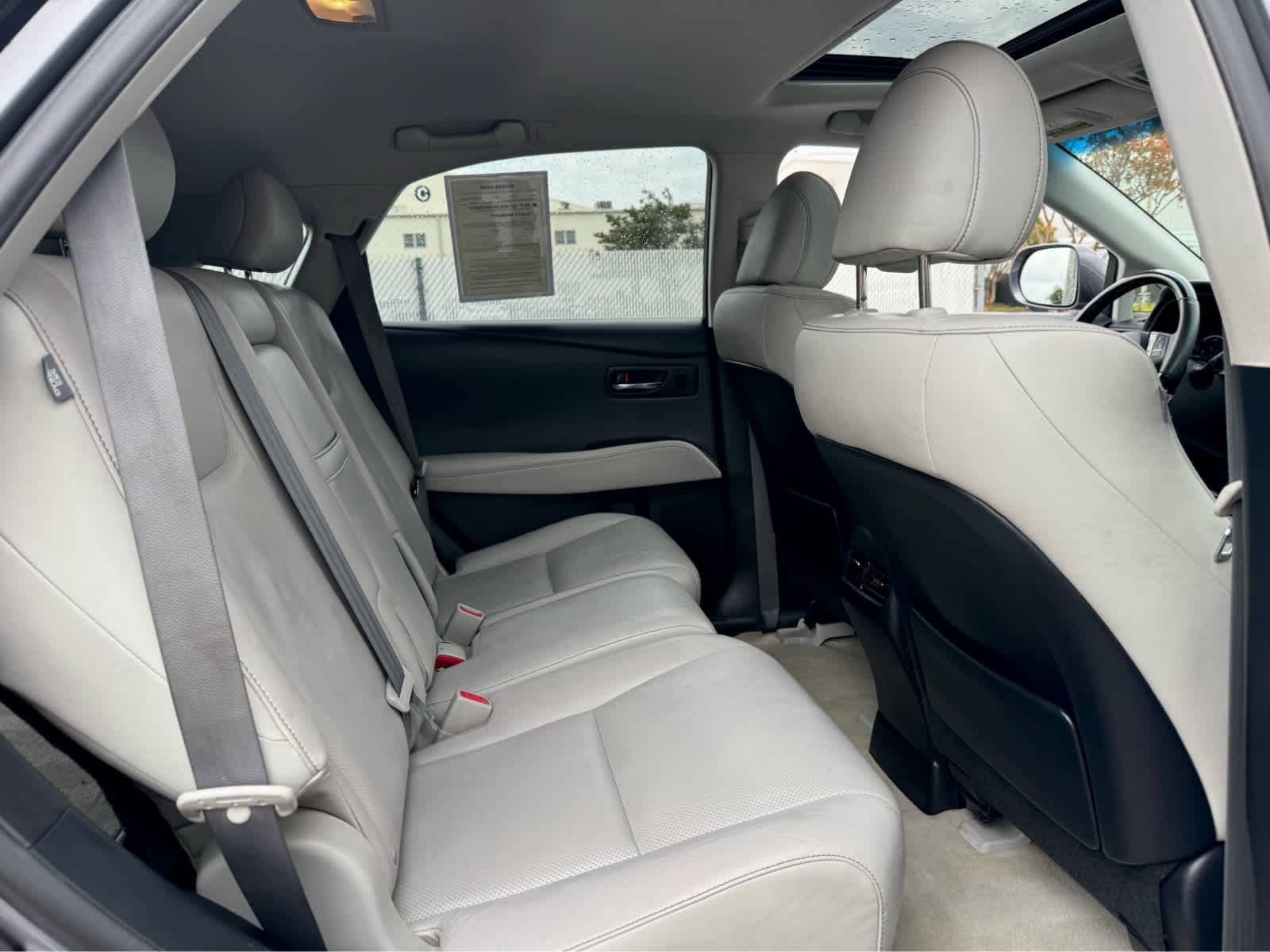 Used 2014 Nebula Gray Pearl Lexus  image 12