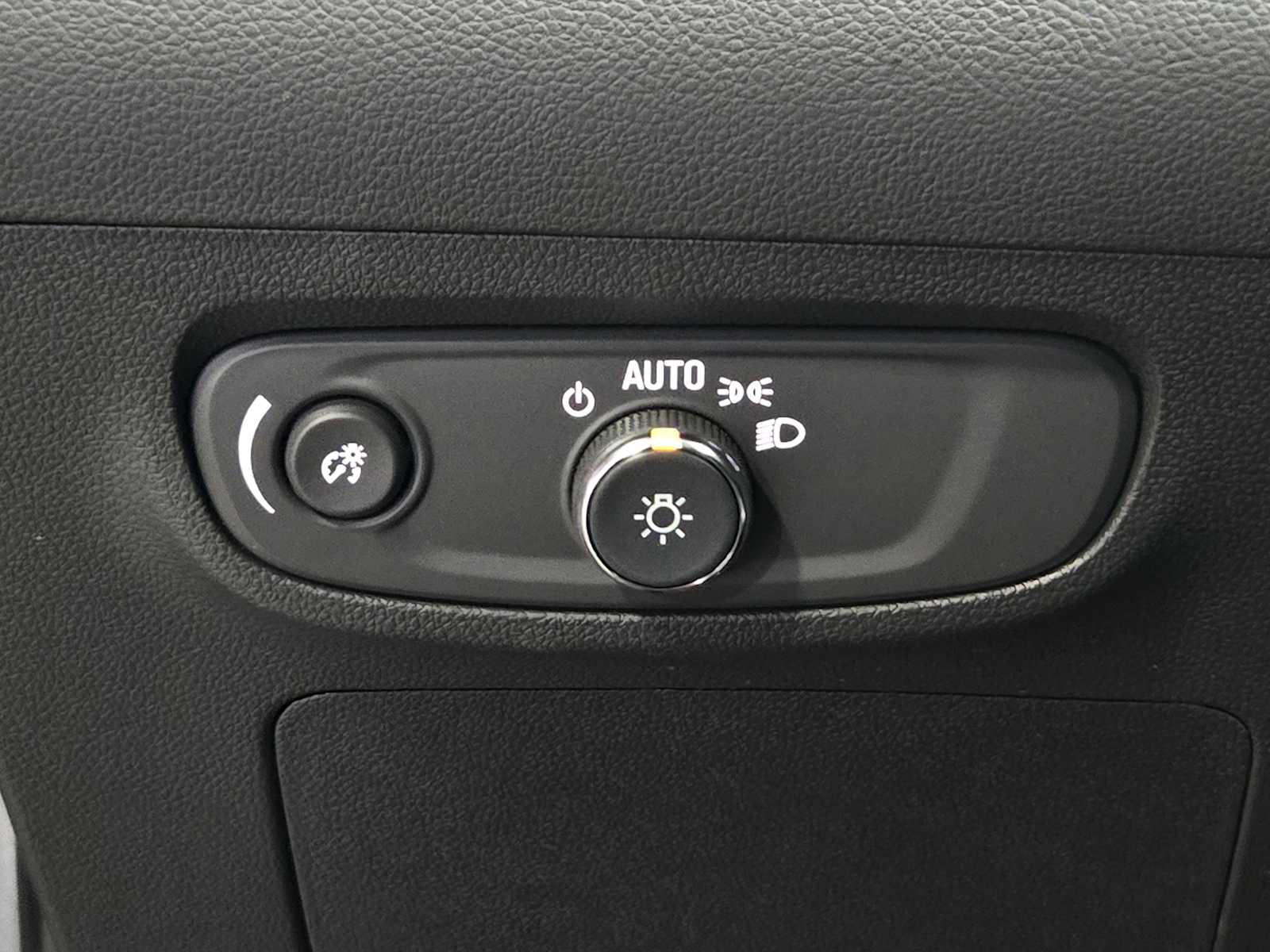 2026 Buick Encore GX Sport Touring - Photo 15