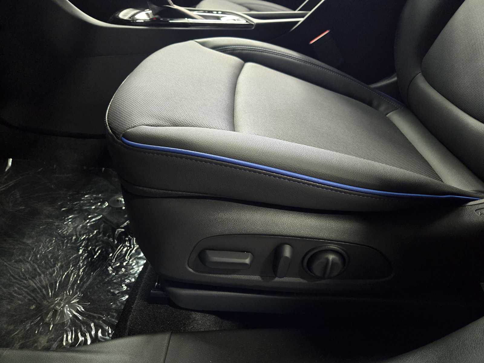 2026 Buick Encore GX Sport Touring - Photo 17