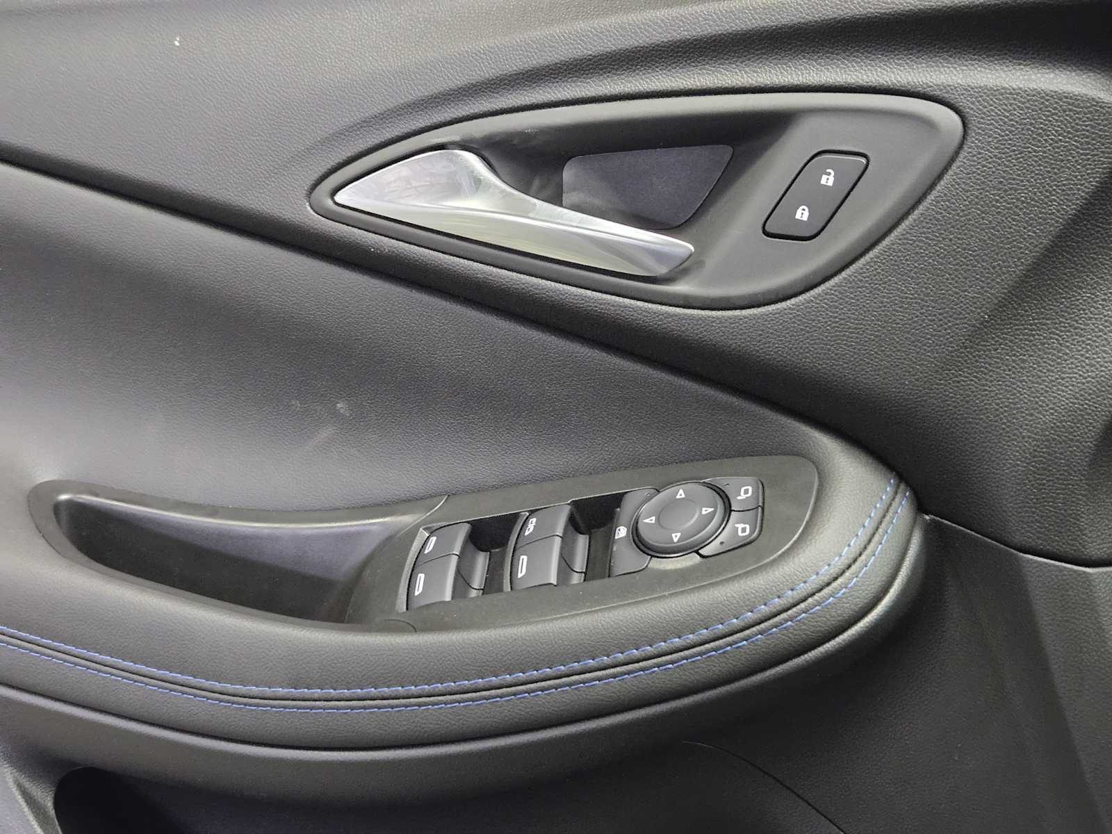 2026 Buick Encore GX Sport Touring - Photo 16