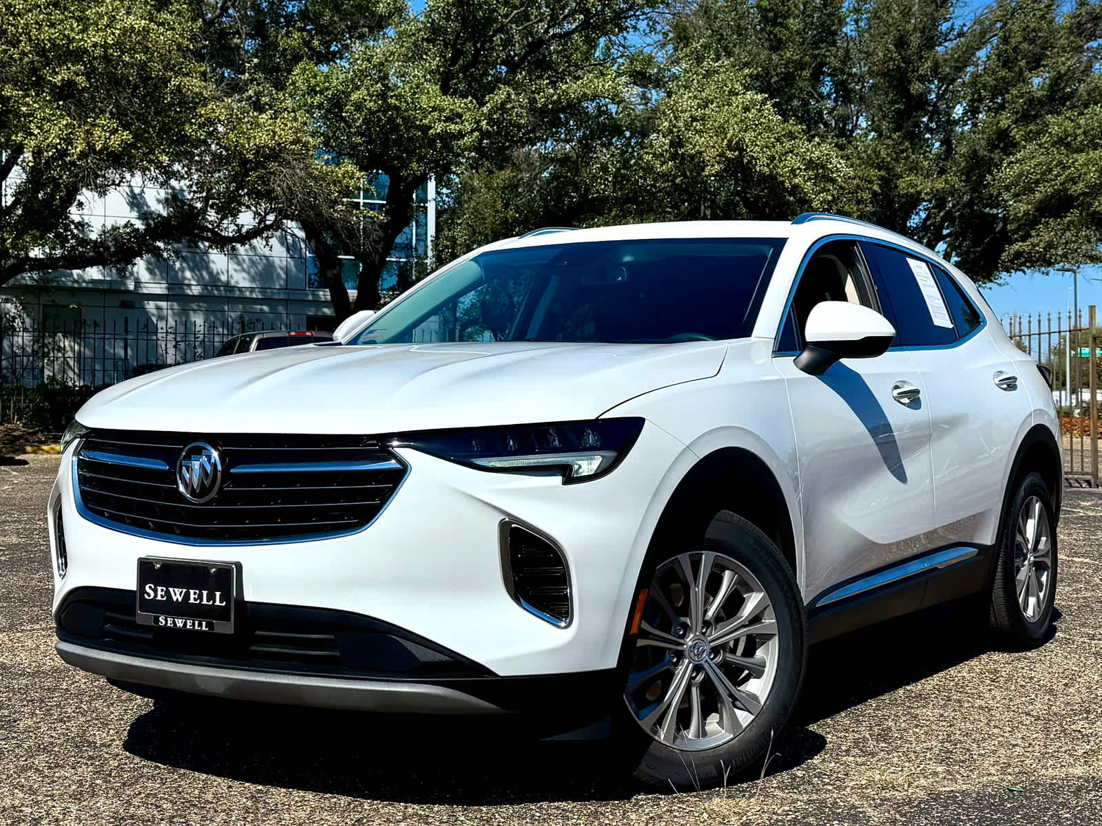 2022 Buick Envision Preferred's photo