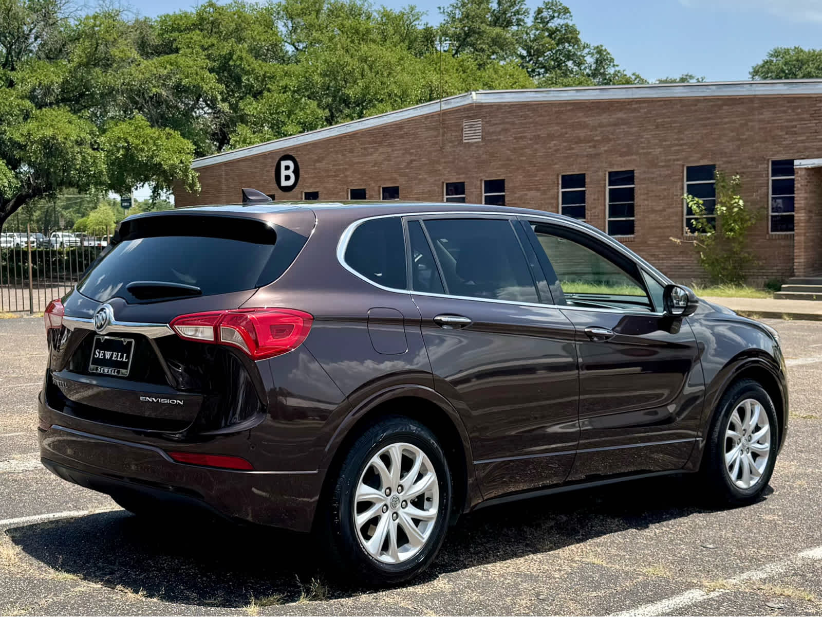 Certified Used 2020 Espresso Metallic Buick Preferred image 7