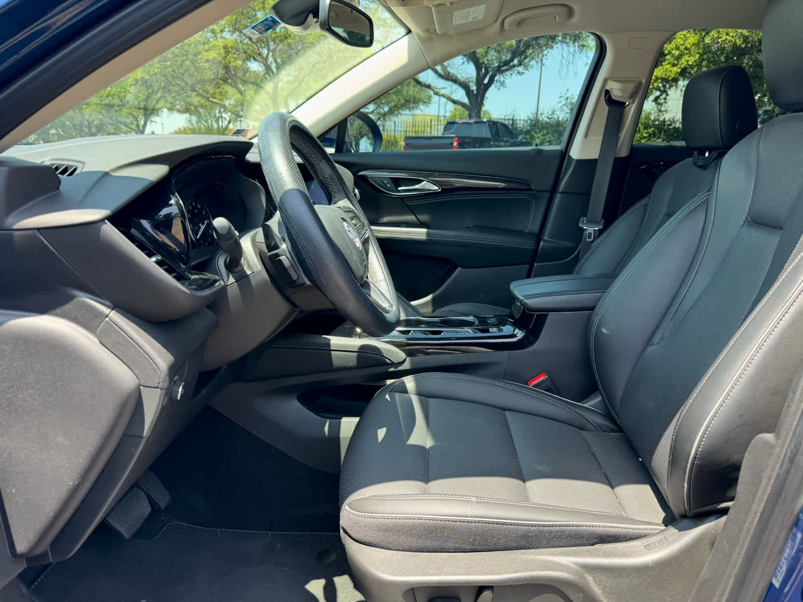 Certified Used 2023 Sapphire Metallic Buick Essence image 14