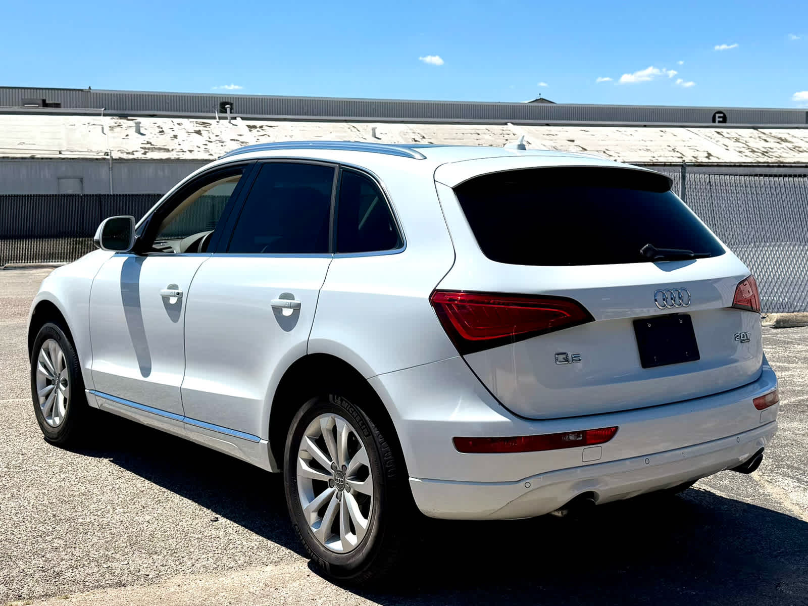 Used 2013  Audi Premium Plus image 4