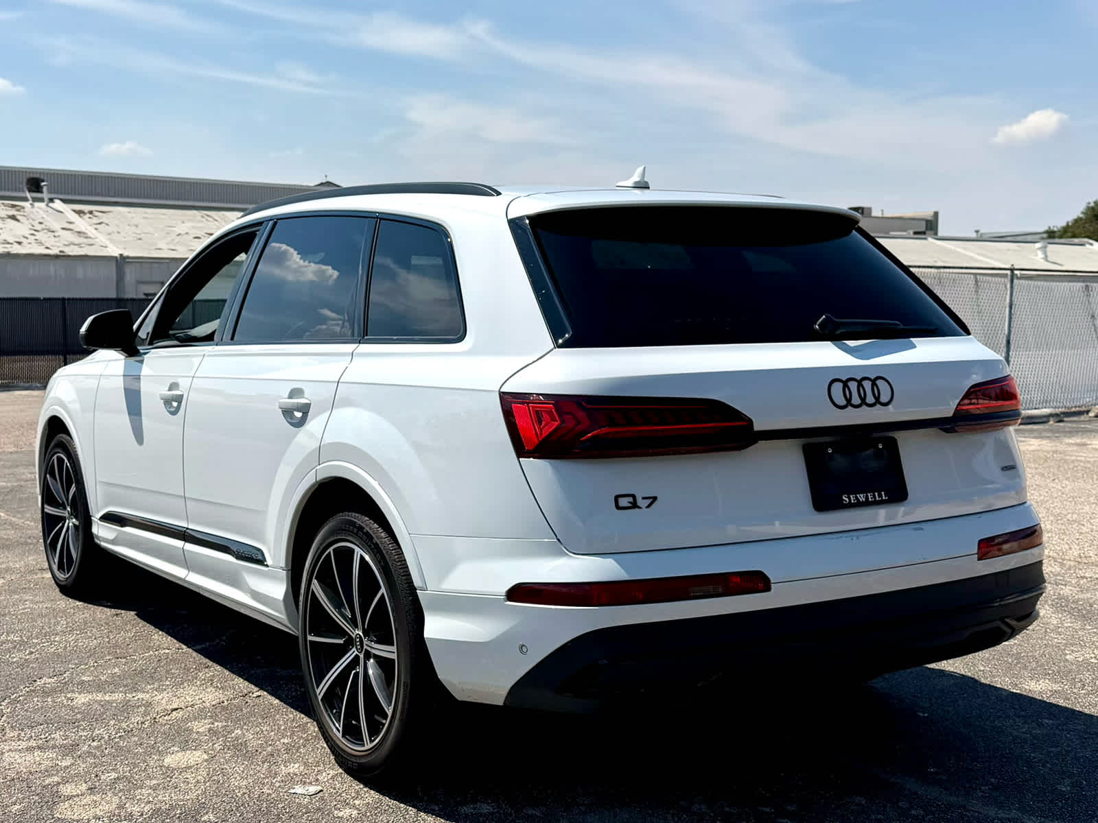 Used 2022 WHITE Audi Premium Plus image 4