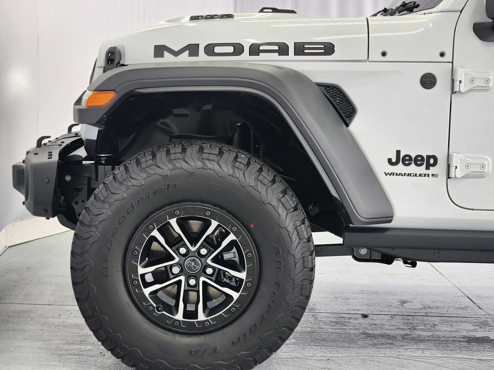 Used 2026 Bright White Clearcoat Jeep Moab 392 image 6