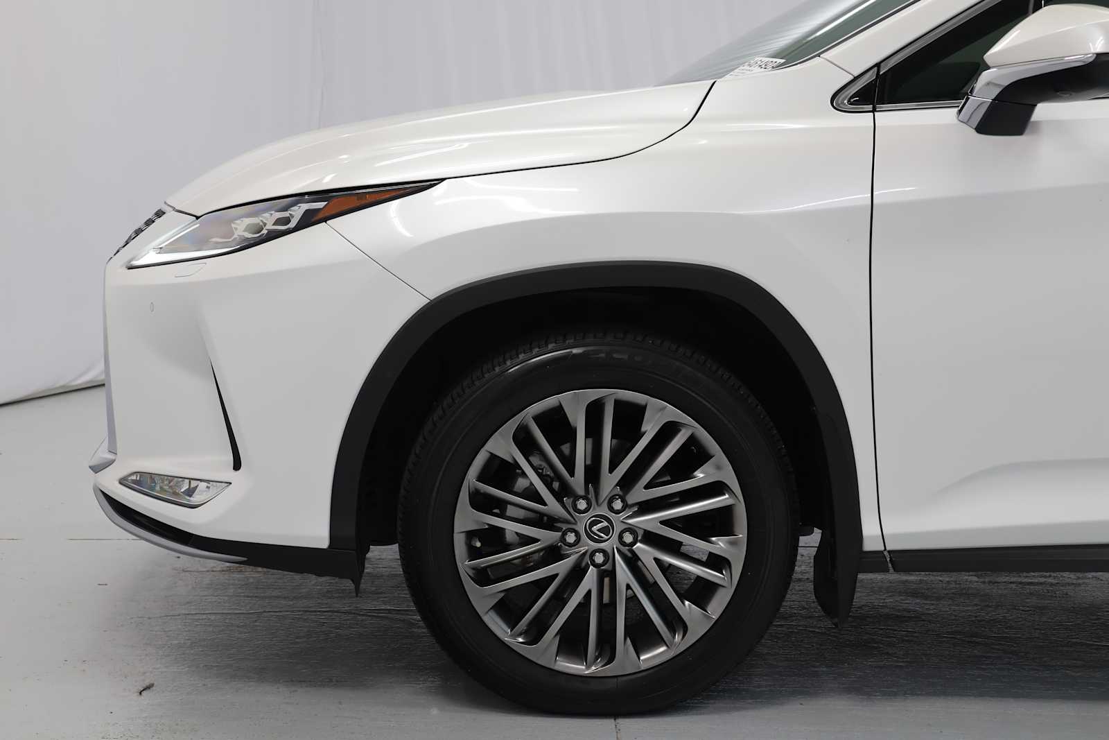 Used 2022 Eminent White Pearl Lexus  image 8