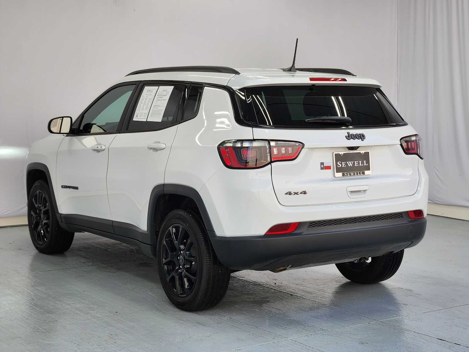 car-gallery-4
