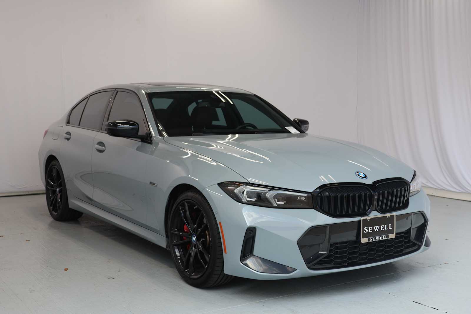 Used 2023 Brooklyn Grey Metallic BMW 330e image 4