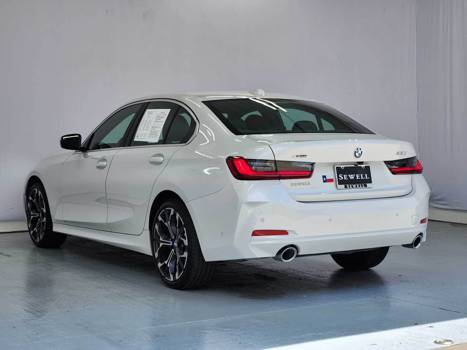 Certified Used 2025 Mineral White Metallic BMW 330i xDrive image 3