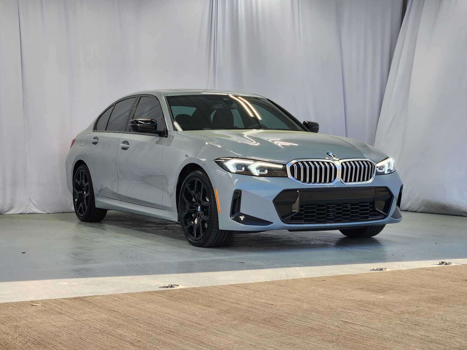 car-gallery-2
