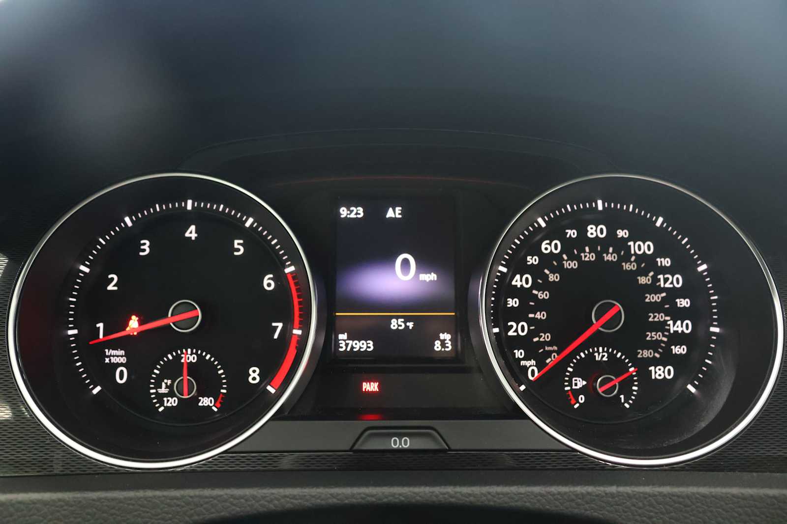 Used 2015 Reflex Silver Metallic Volkswagen SE w/Performance Pkg image 16