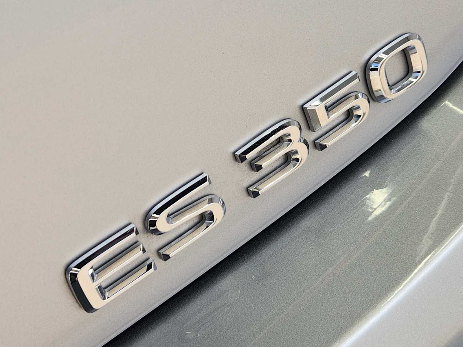 Used 2022 Iridium Lexus F SPORT image 8