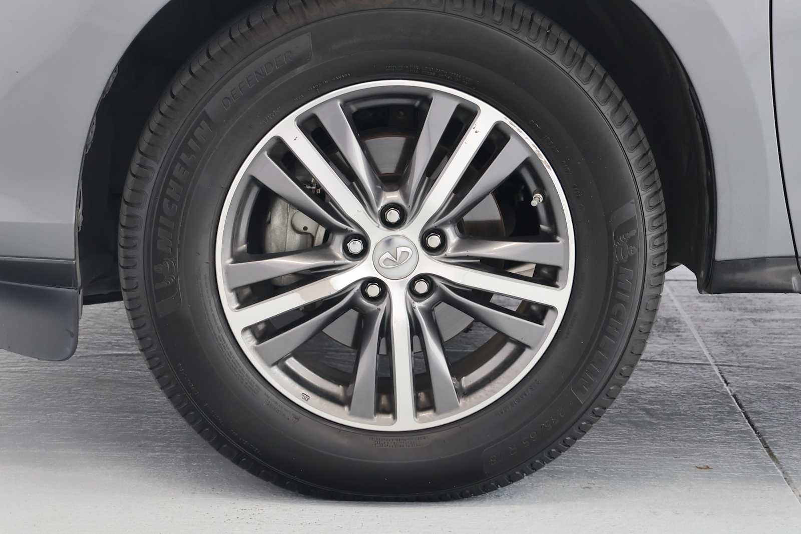 Used 2017 Graphite Shadow INFINITI  image 12