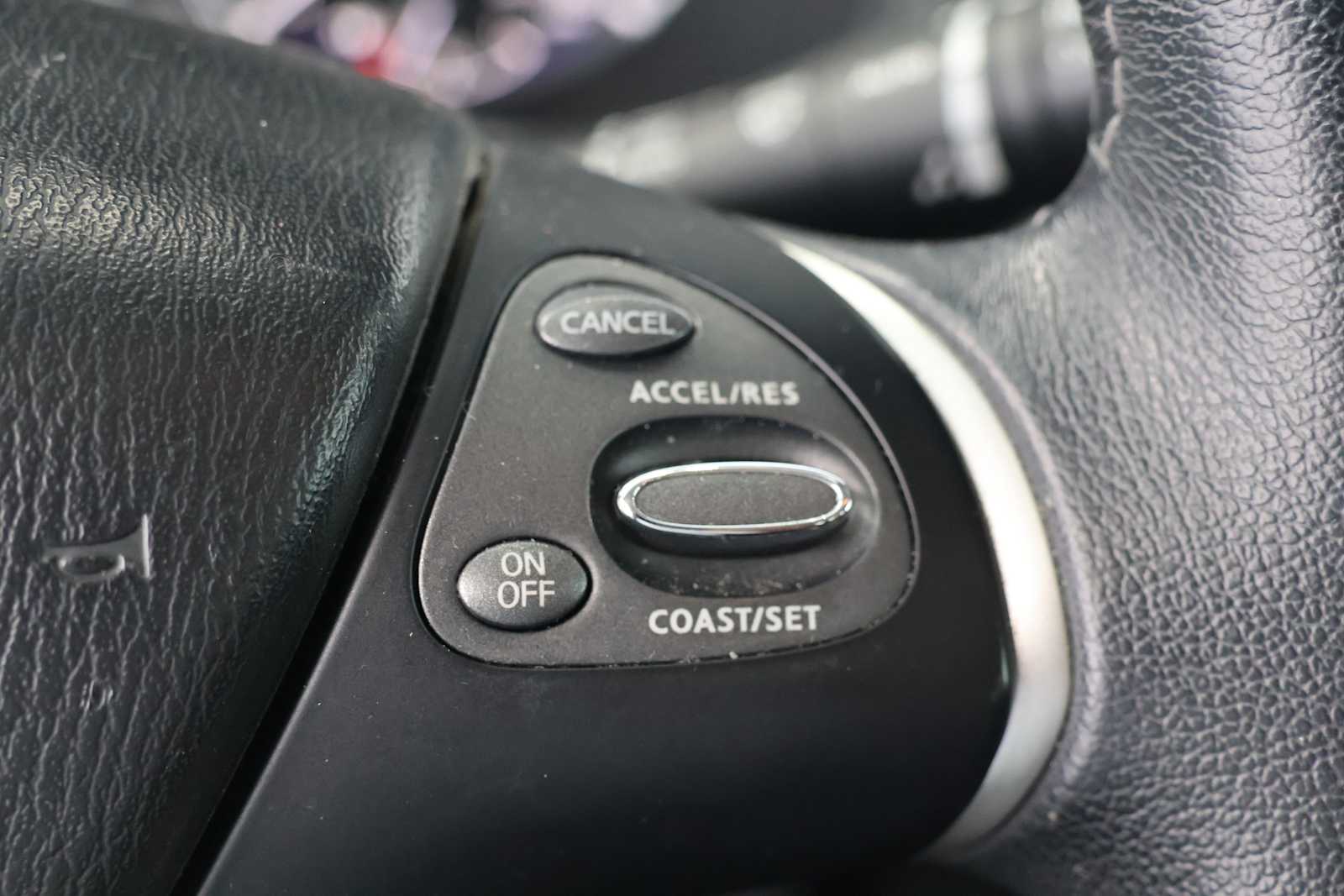 Used 2017 Graphite Shadow INFINITI  image 23
