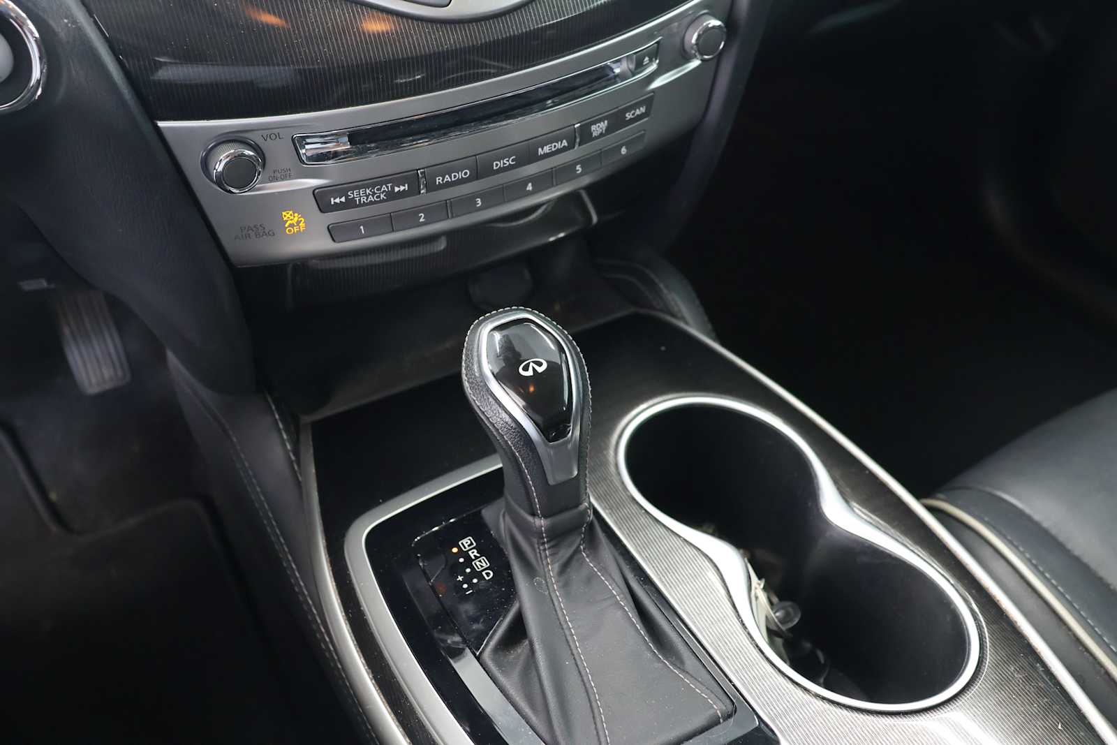 Used 2017 Graphite Shadow INFINITI  image 25