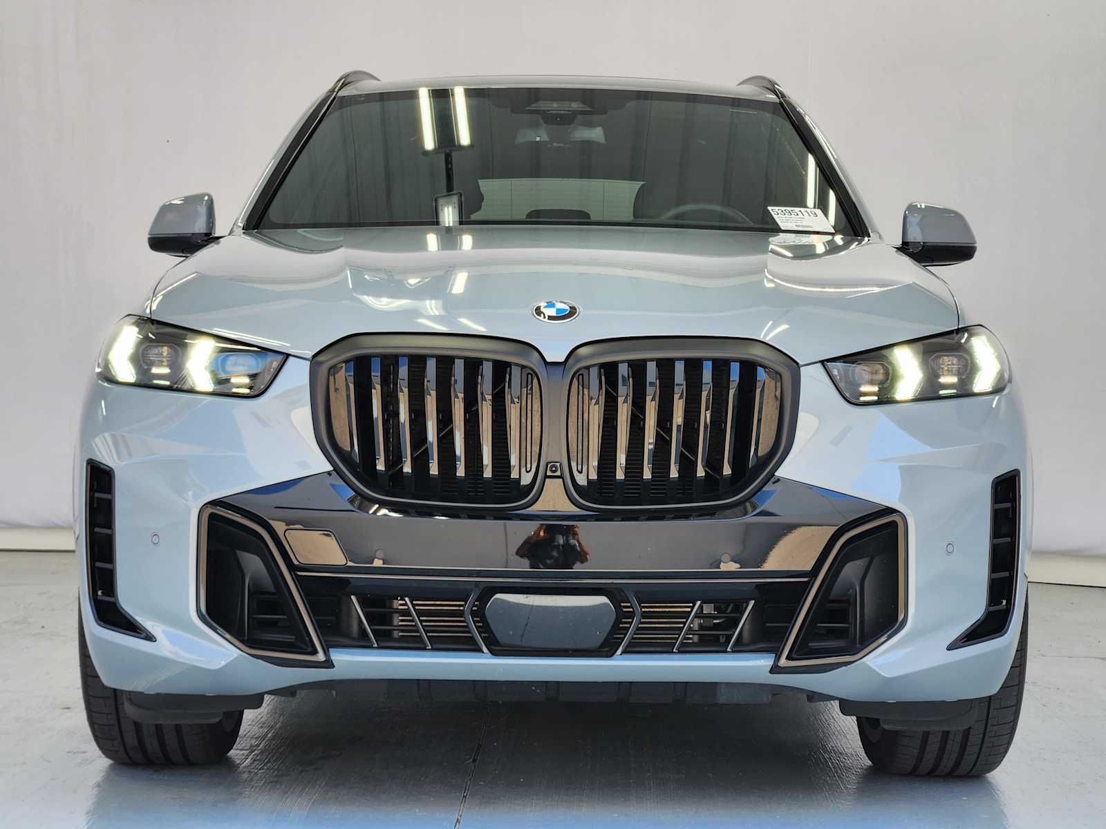 Used 2026 Brooklyn Grey Metallic BMW sDrive40i image 2