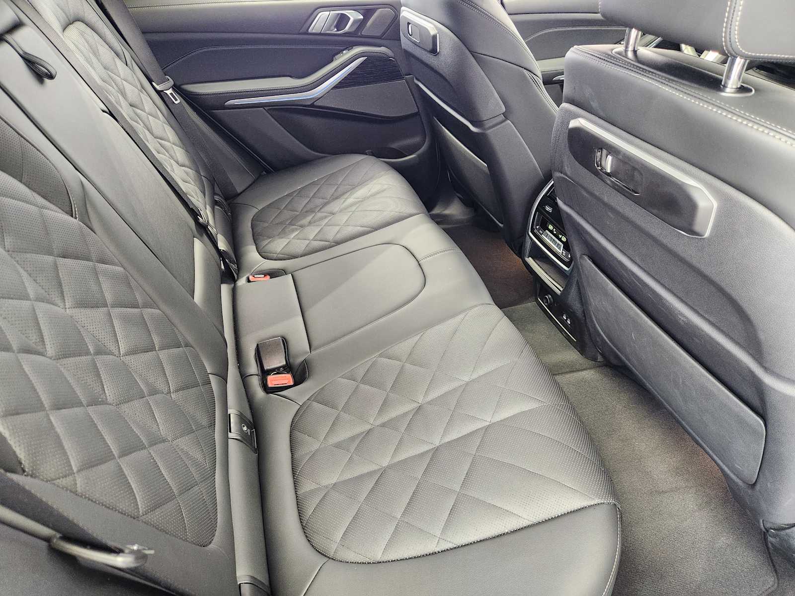 Used 2026 Brooklyn Grey Metallic BMW sDrive40i image 26