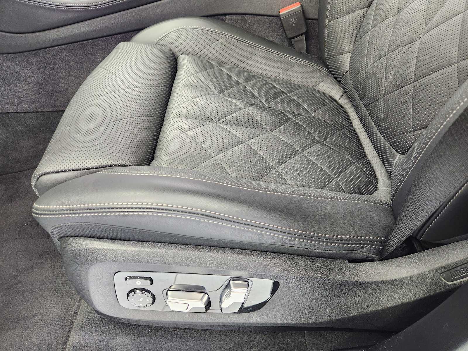 Used 2026 Brooklyn Grey Metallic BMW sDrive40i image 19