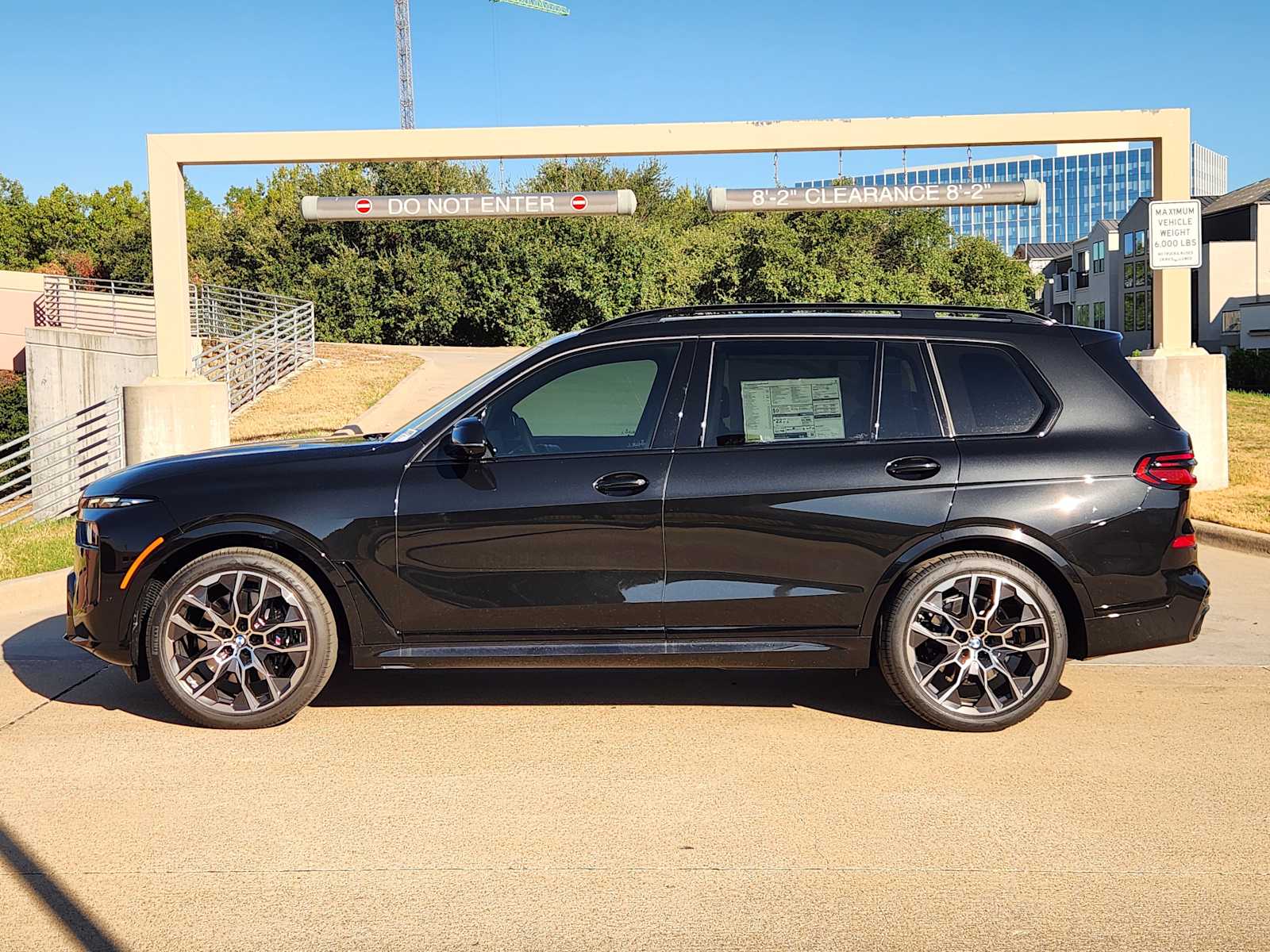 New 2027 Black Sapphire Metallic BMW xDrive40i image 2