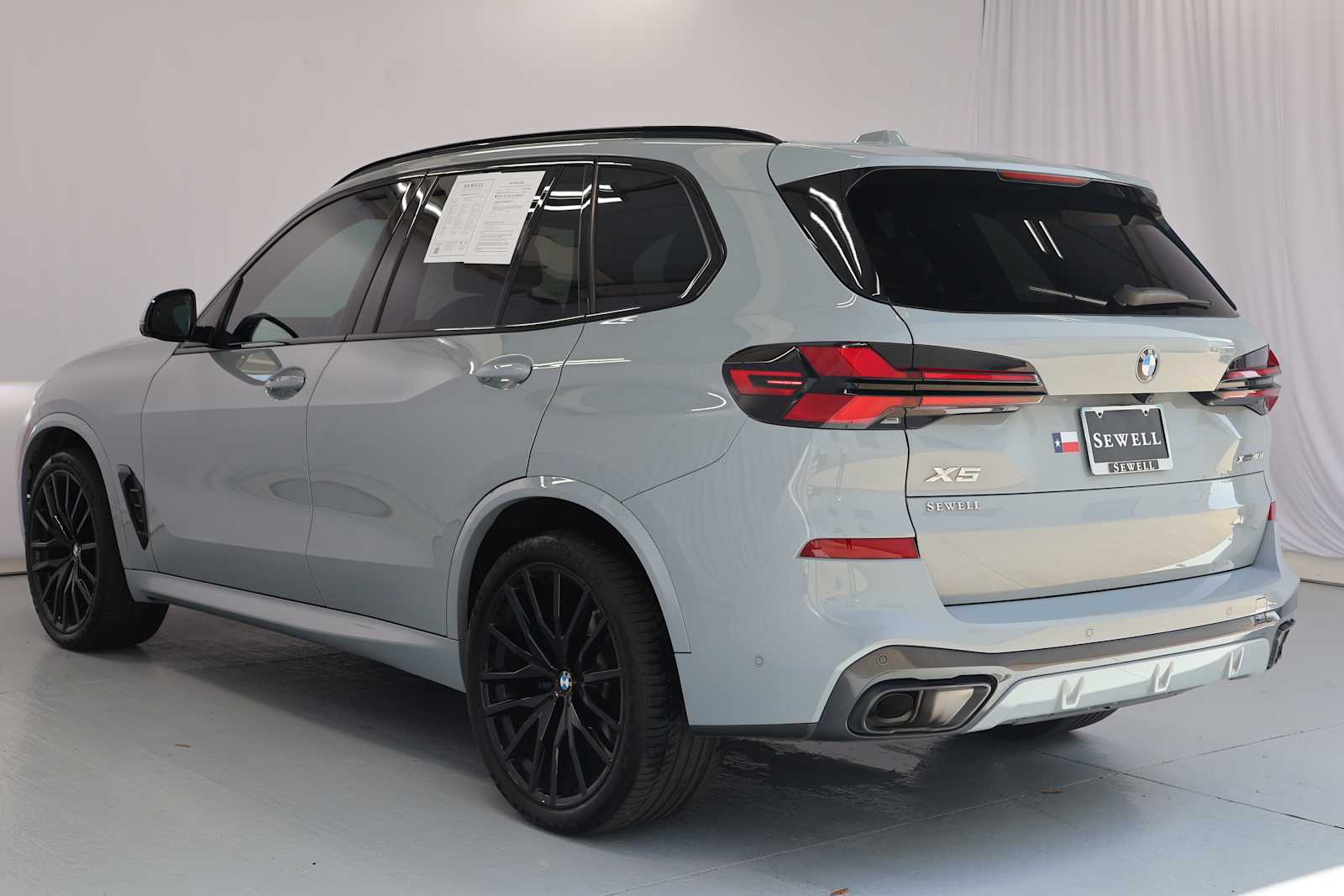 Certified Used 2024 Brooklyn Grey Metallic BMW xDrive40i image 7