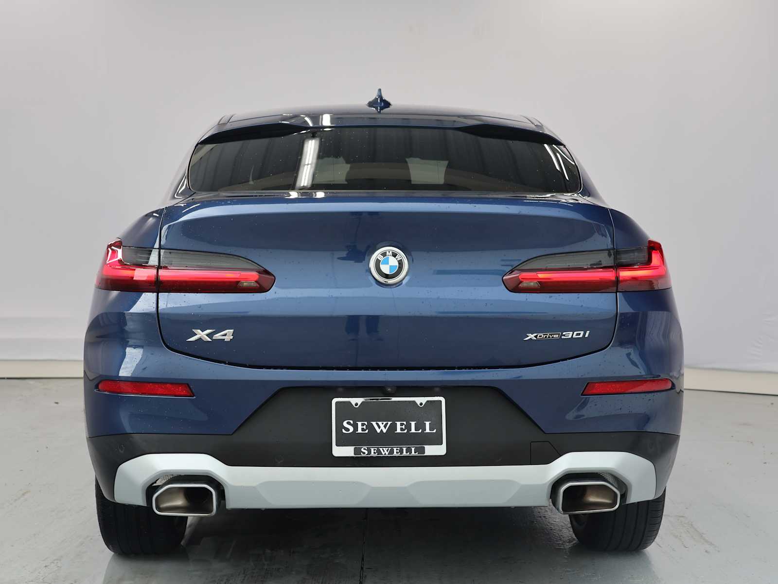 Certified Used 2025 Phytonic Blue Metallic BMW xDrive30i image 6