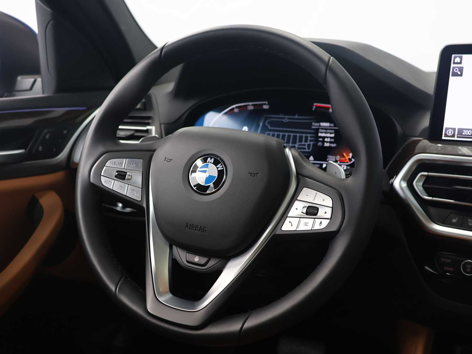 Certified Used 2025 Phytonic Blue Metallic BMW xDrive30i image 23