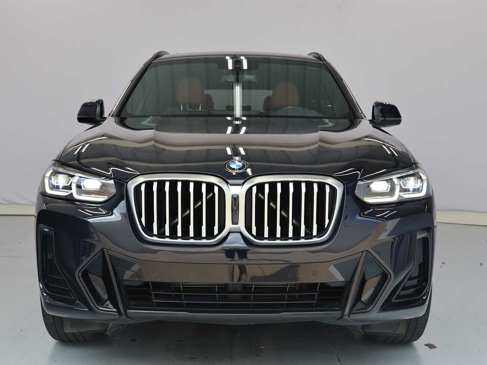 Certified Used 2023 Carbon Black Metallic BMW sDrive30i image 2