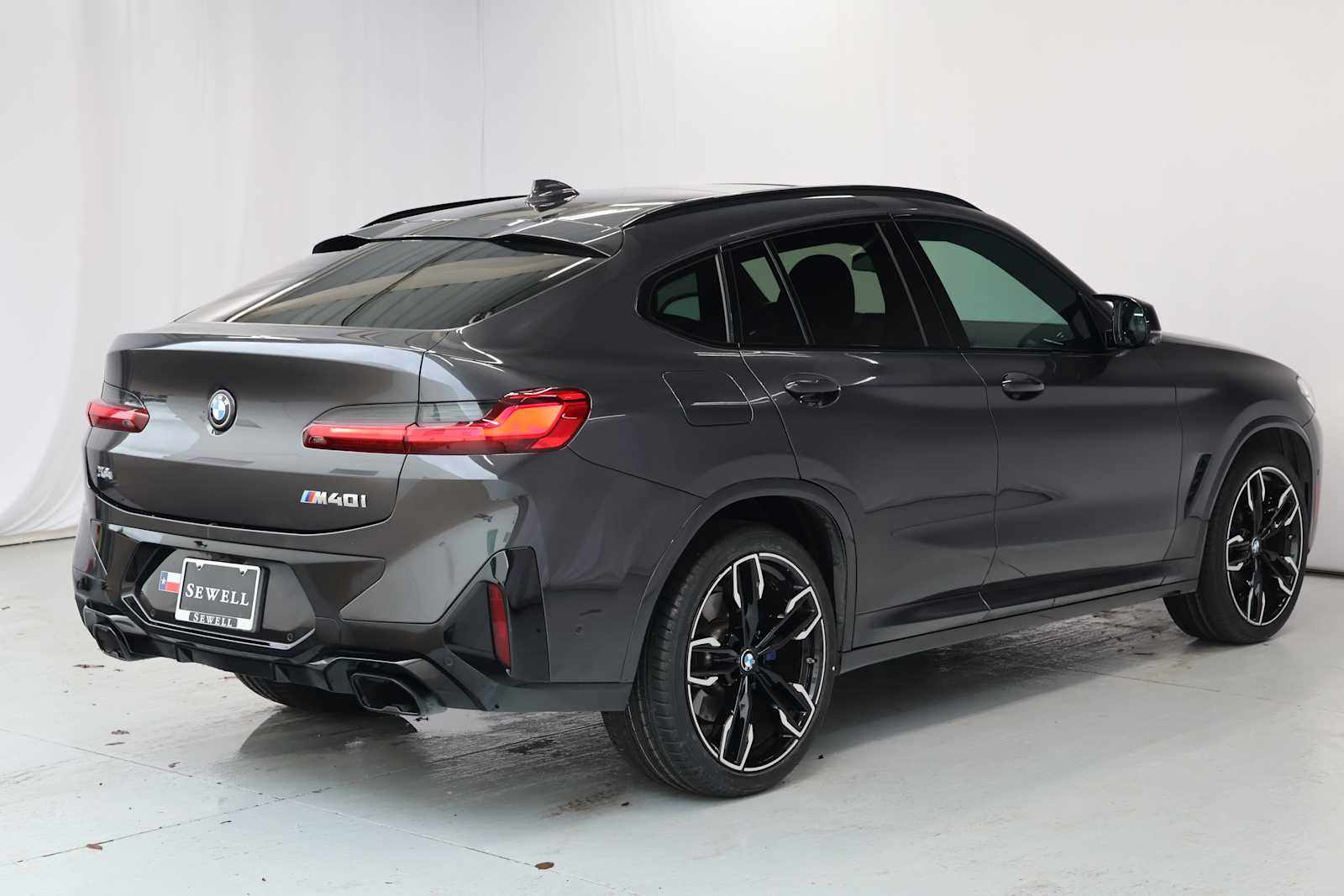 Certified Used 2024 Dark Graphite Metallic BMW M40i image 7