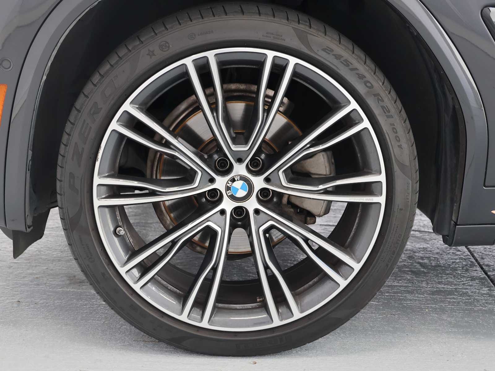 Used 2023 Dark Graphite Metallic BMW xDrive30i image 9