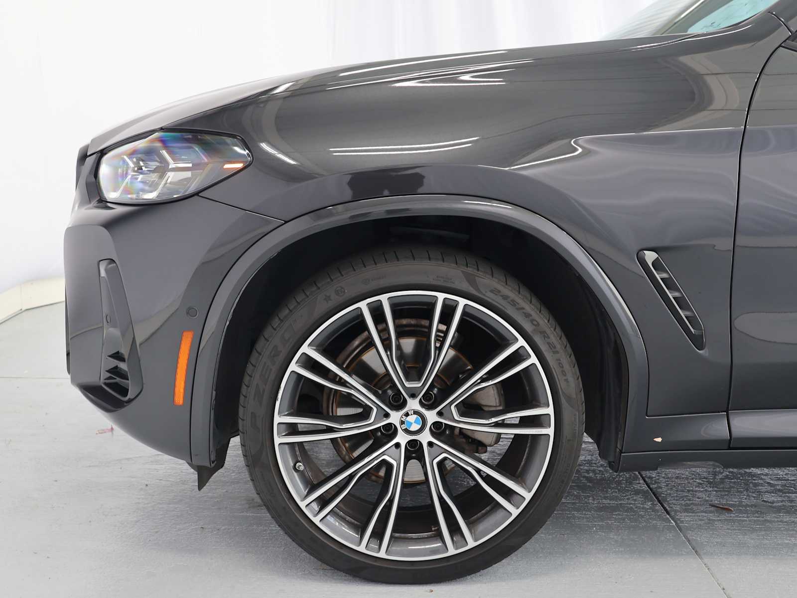 Used 2023 Dark Graphite Metallic BMW xDrive30i image 11