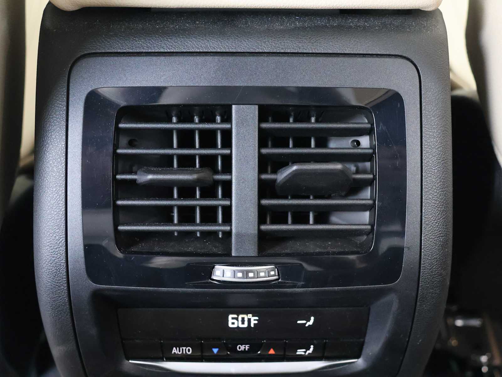 Used 2023 Dark Graphite Metallic BMW xDrive30i image 26