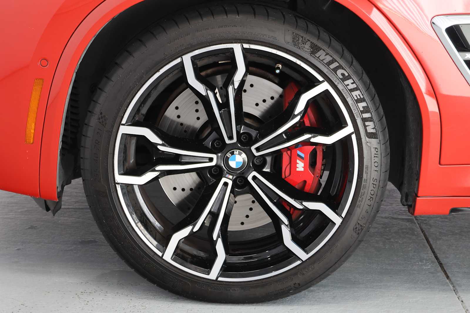 Certified Used 2023 Toronto Red Metallic BMW  image 9