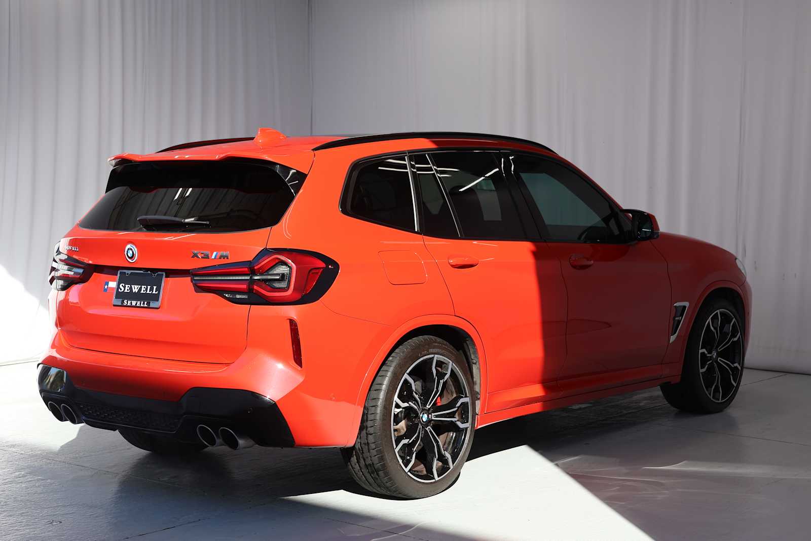 Certified Used 2023 Toronto Red Metallic BMW  image 7