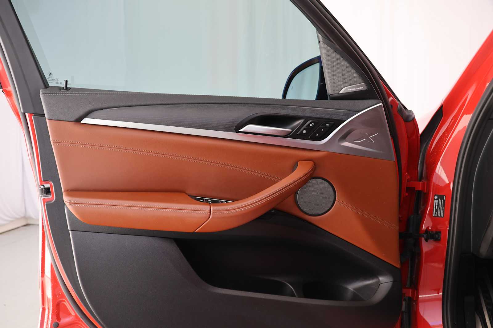 Certified Used 2023 Toronto Red Metallic BMW  image 10