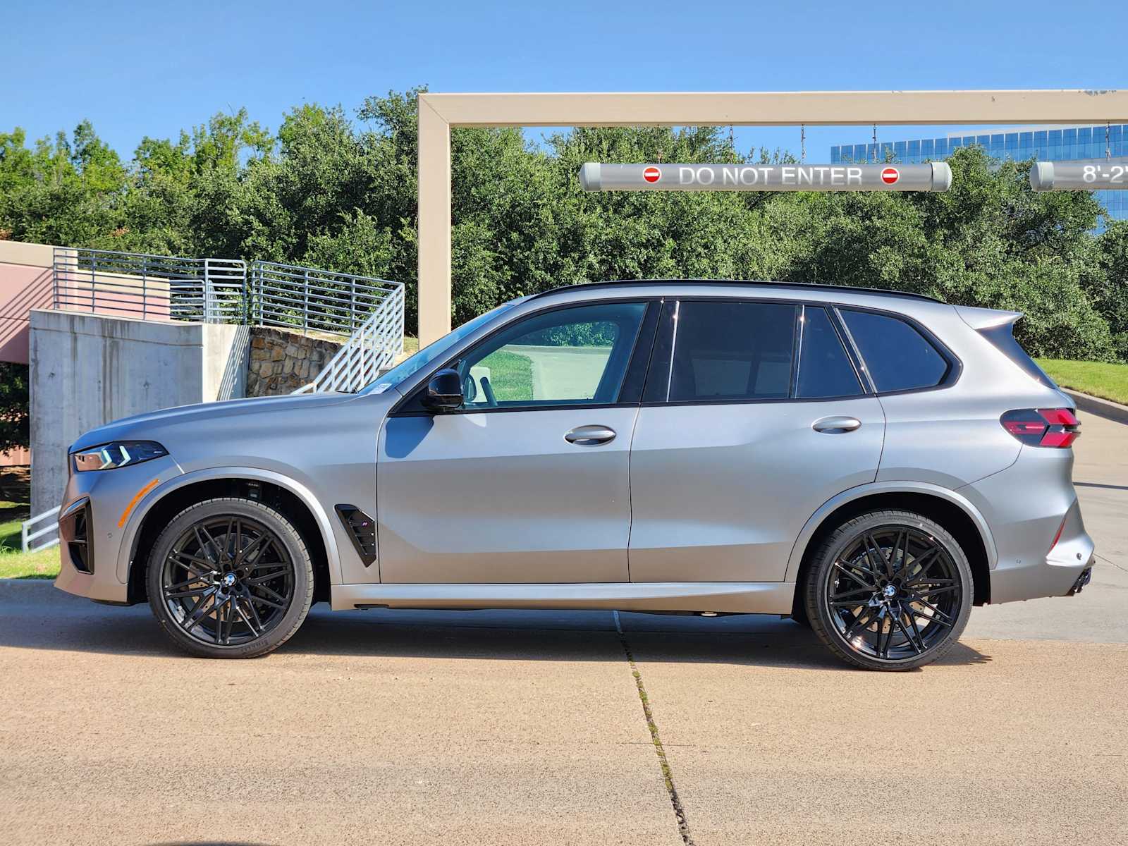 New 2026 Frozen Pure Grey Metallic BMW Competition image 2
