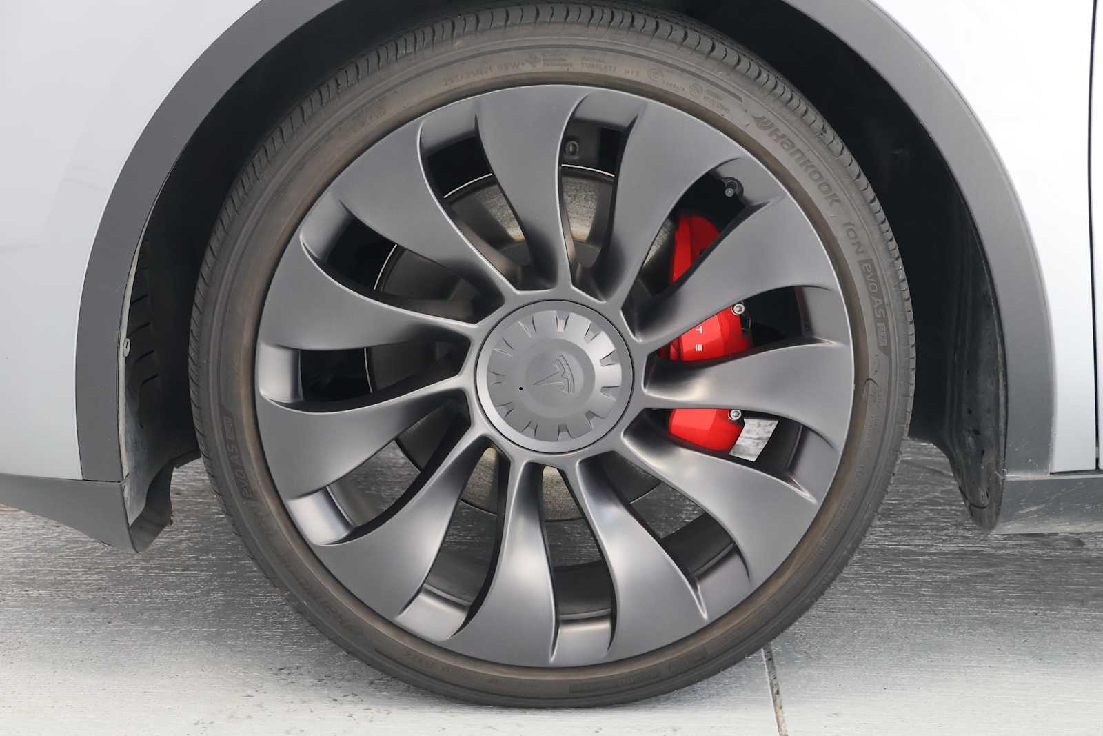 Used 2024 Quicksilver Tesla Performance image 7