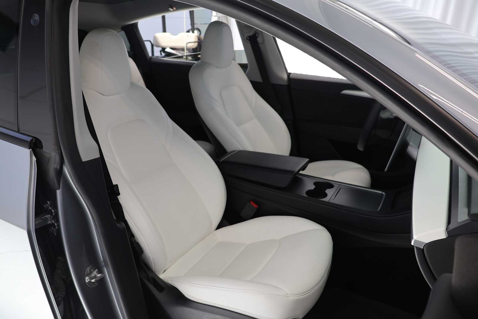 Used 2024 Quicksilver Tesla Performance image 10