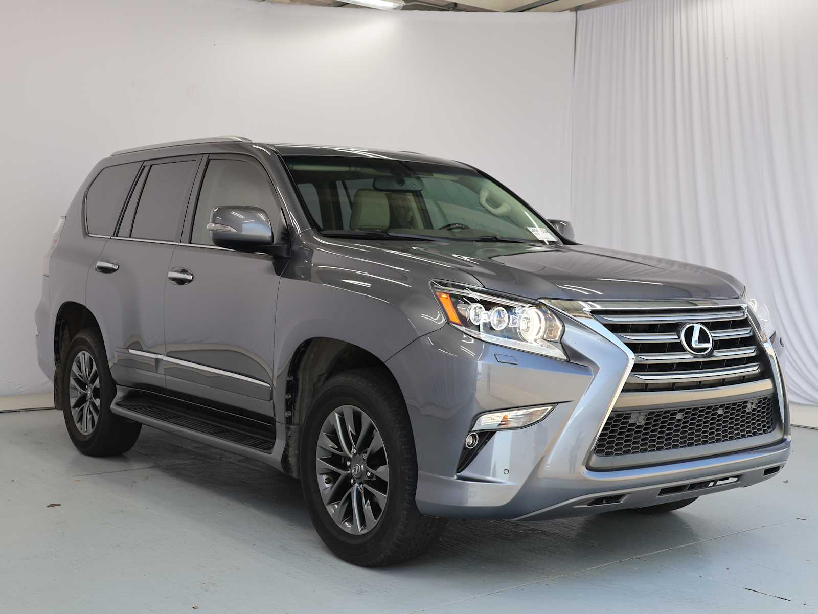 Used 2019 Nebula Gray Pearl Lexus Premium image 4