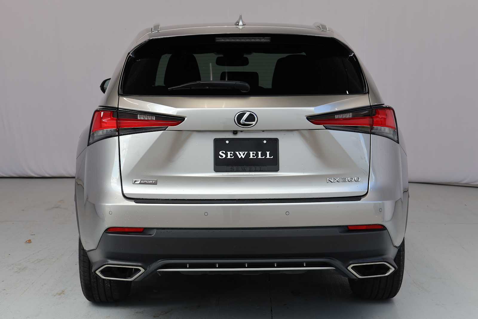 Used 2020 Atomic Silver Lexus F SPORT image 6